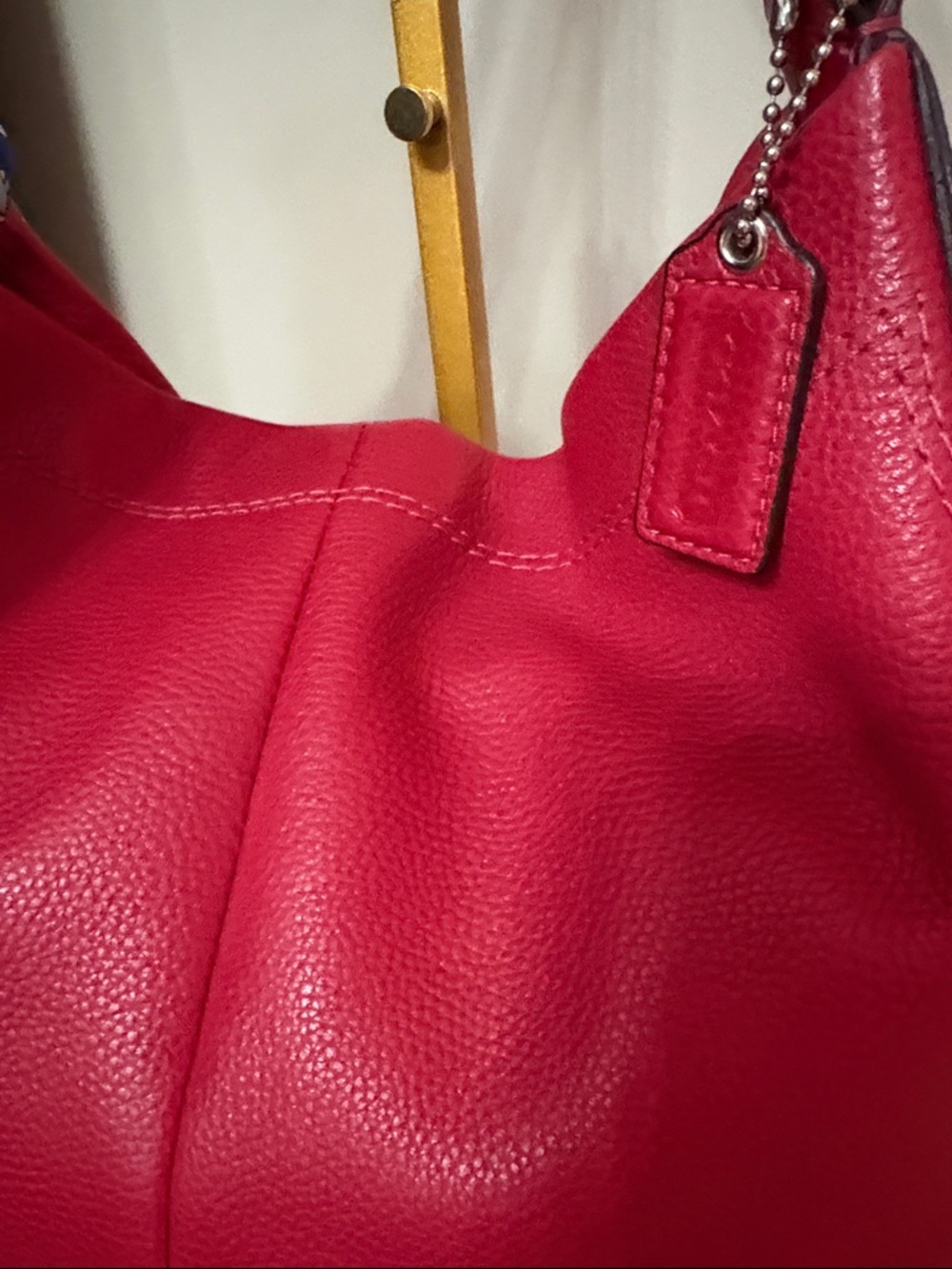 Coach Penelope Hobo Shoulder bag red pebbled leather August 2011 F16535 - Picture 2 of 15